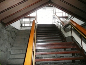 �V������Q