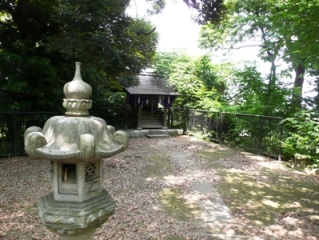 �隬��߂��̐_��