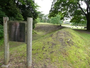 ��s�̓y�ۂƋ�x